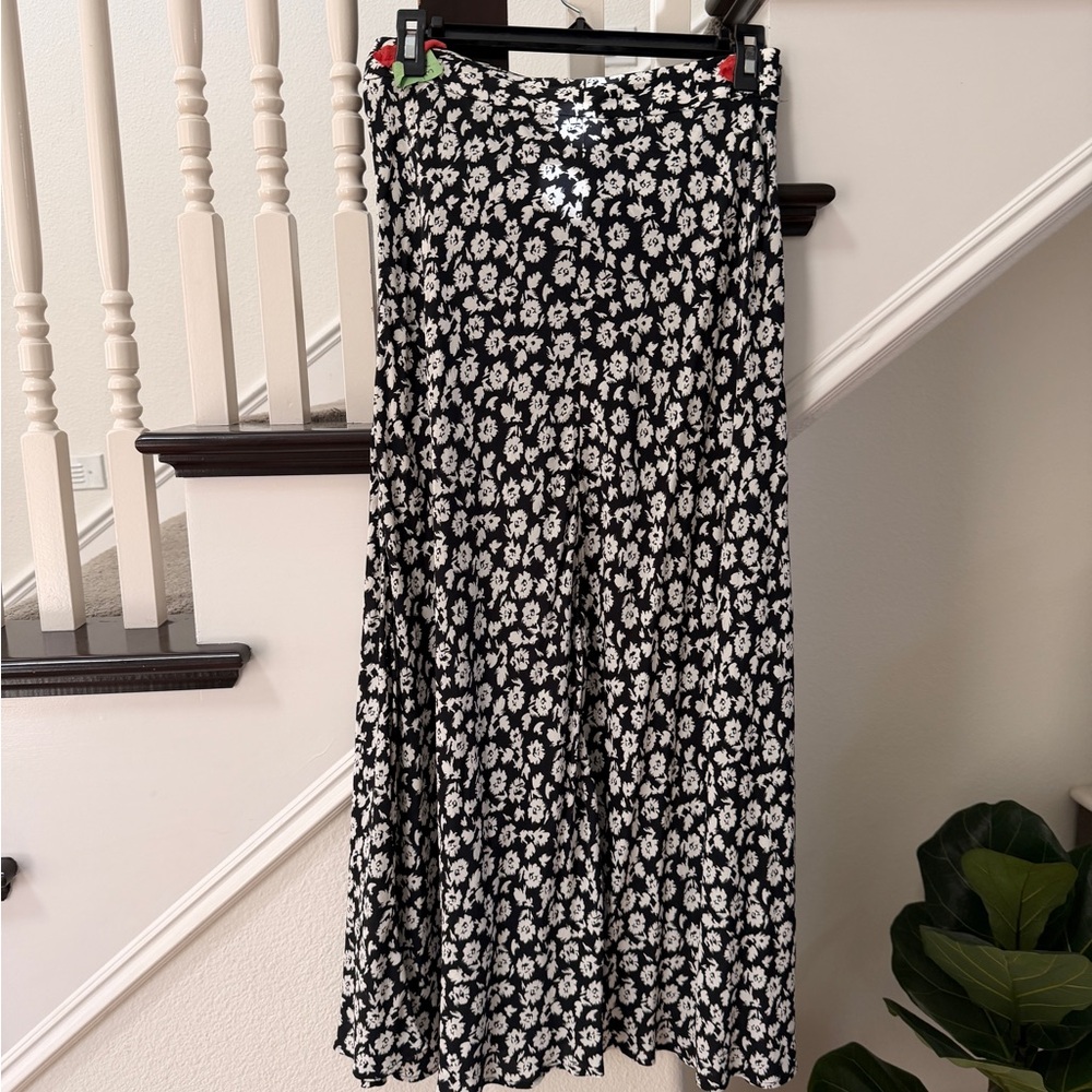Zara Chic Black and White Floral Maxi Skirt